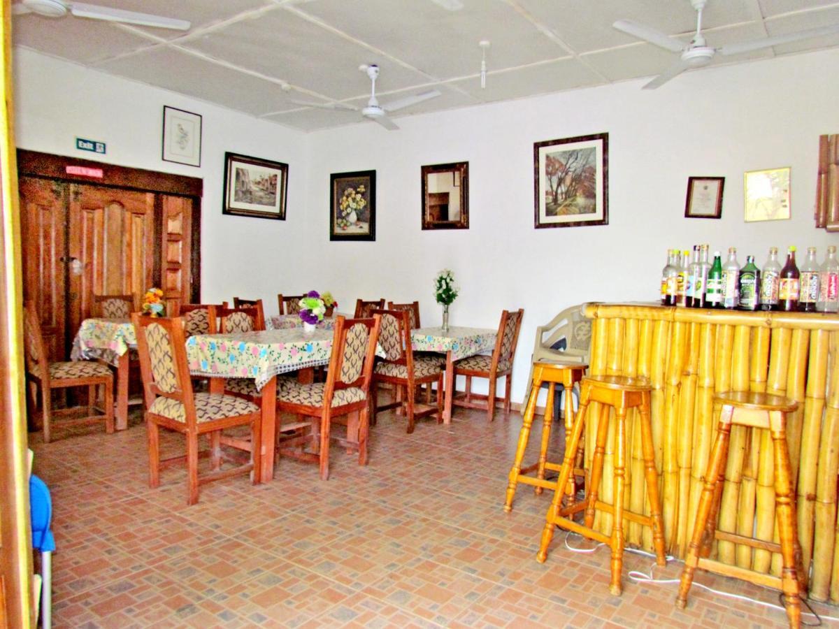 Comfort Beach Resort Biriwa Екстер'єр фото